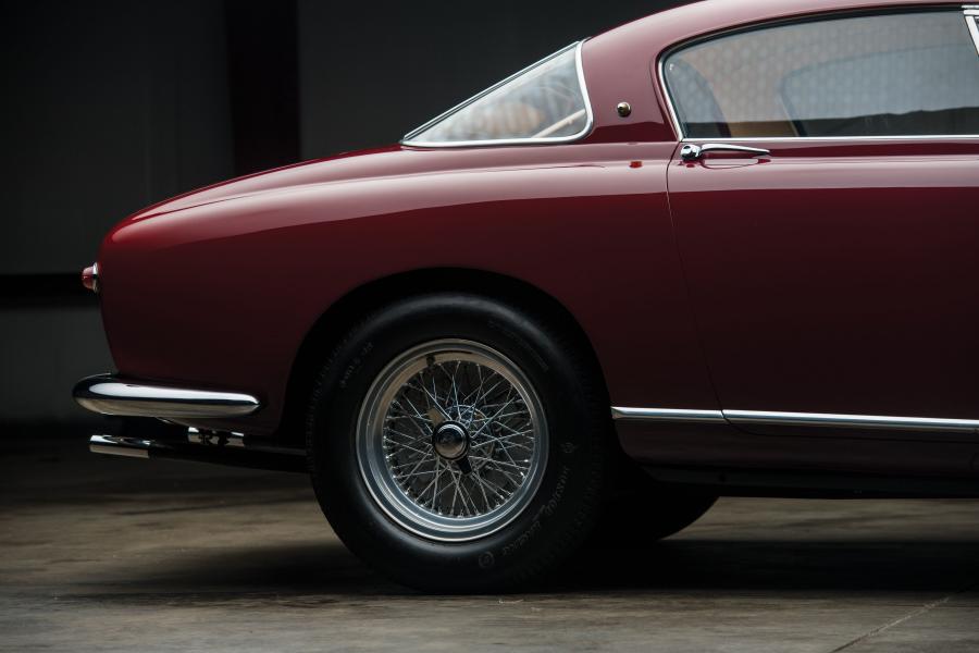 Детали экстерьера Ferrari 250 Europa GT Coupe 1954 года  (фото 8 из 63)